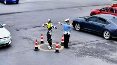 荆州古城来了imToken官网下载位“新交警”